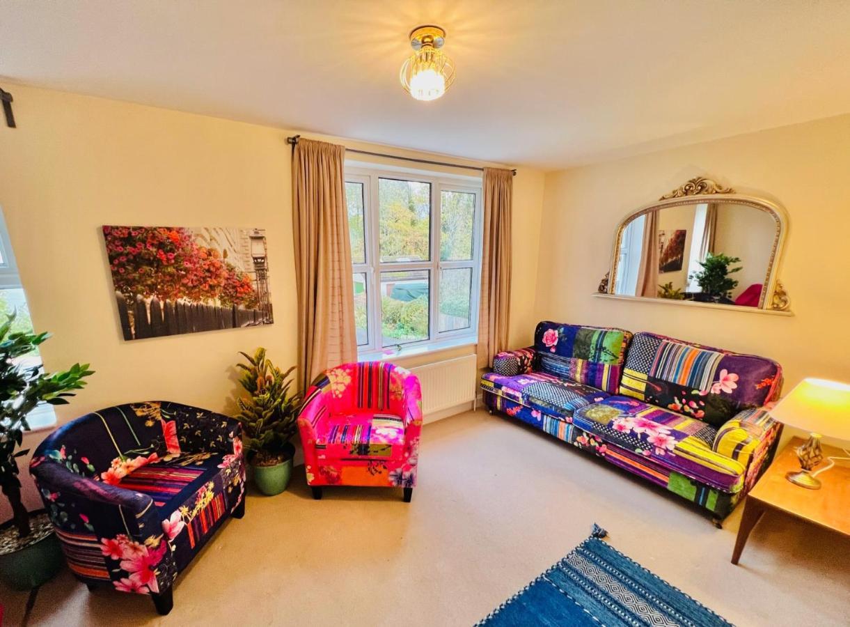 Dapps Hill Haven - Between Bristol And Bath, Both 9 Mins By Train! Keynsham Exterior foto